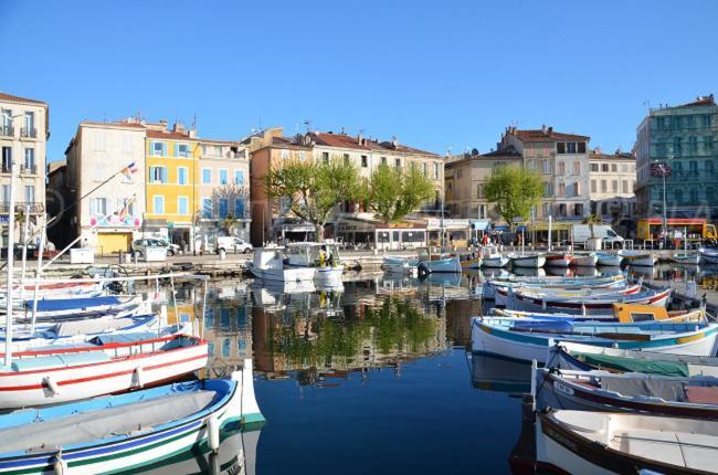 Blue Summer Vibes Appartment For 4P, Ac, Parking, Beachfront, Spa Access -5 La Ciotat Extérieur photo